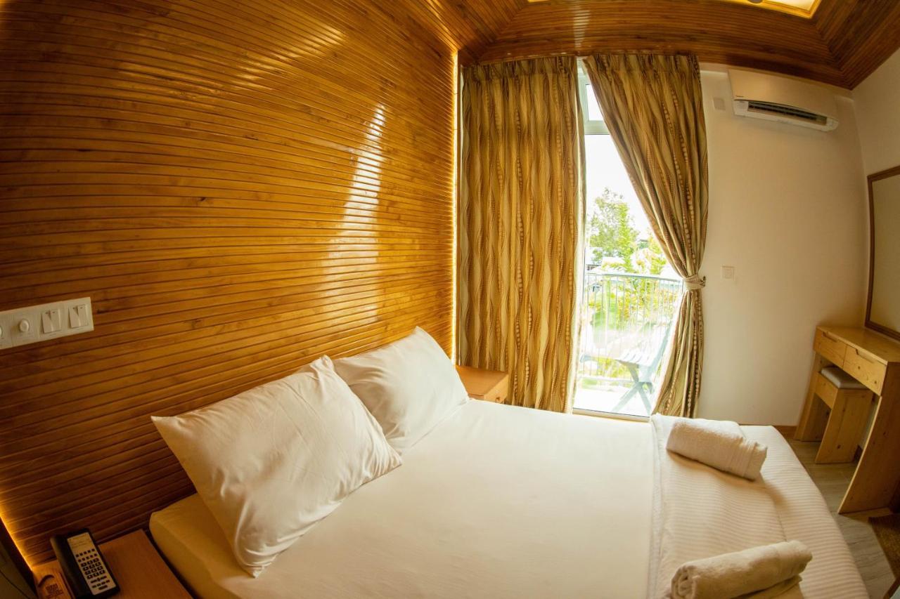 Perla Dhangethi Exterior foto