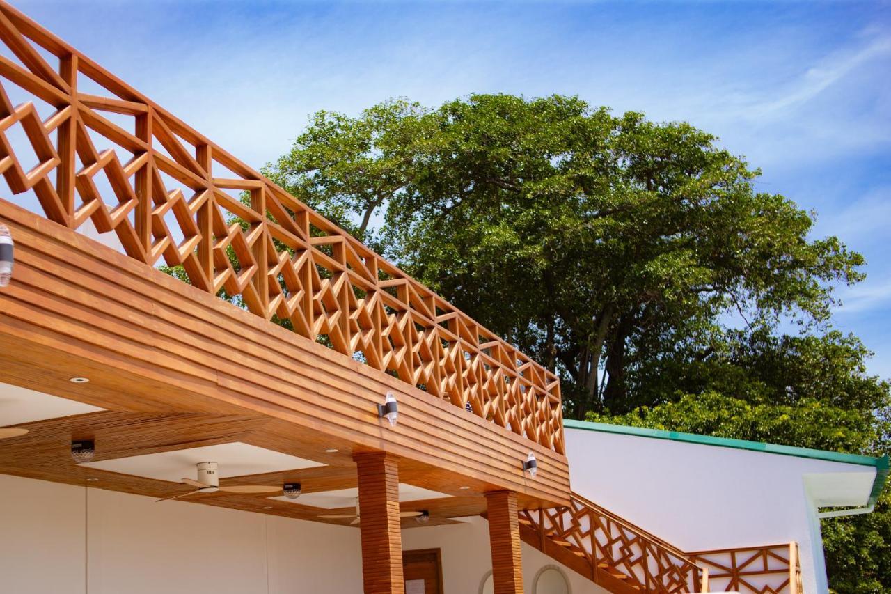Perla Dhangethi Exterior foto